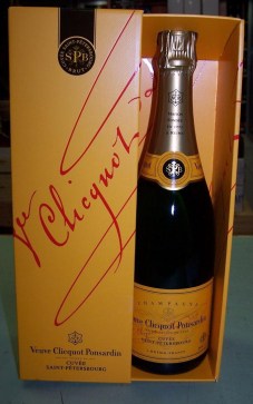VEUVE-CLICQUOT-SAINT-PETERSBOURG